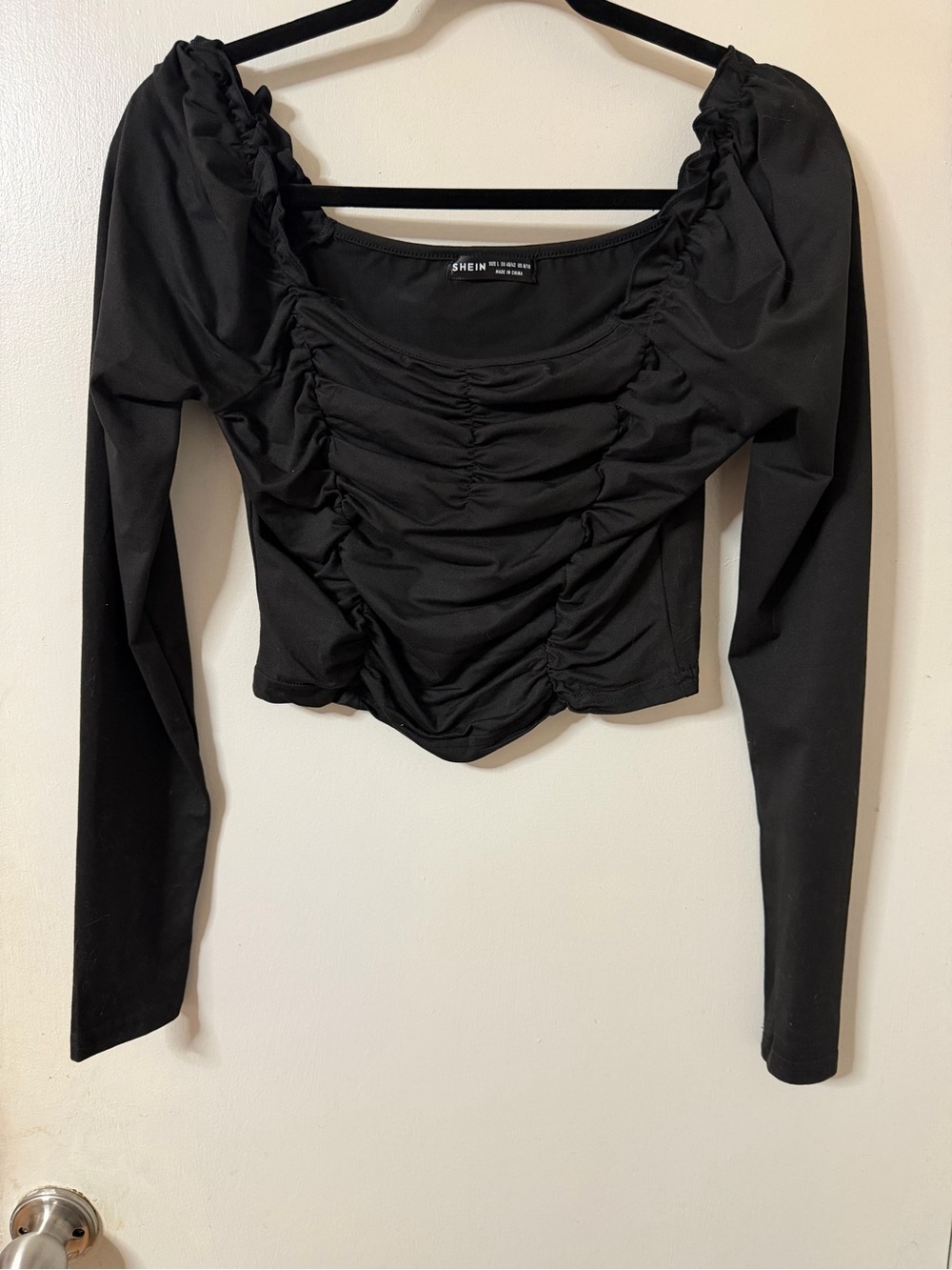 SHEIN Black Ruched Square Neck Long Sleeve Crop Top